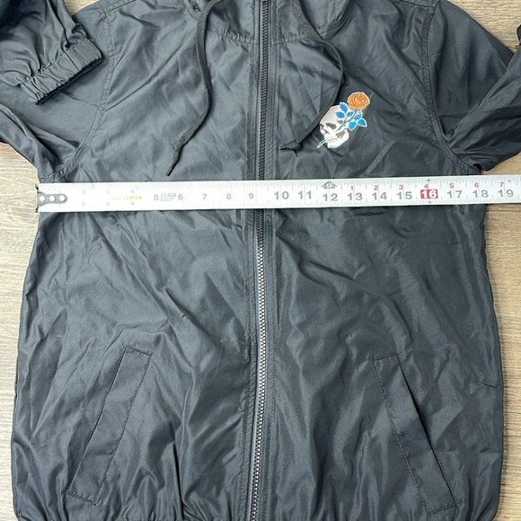 Zumies Empyre Women’s Extra Small Black Hooded Skull Windbreaker, size XS - Picture 6 of 9